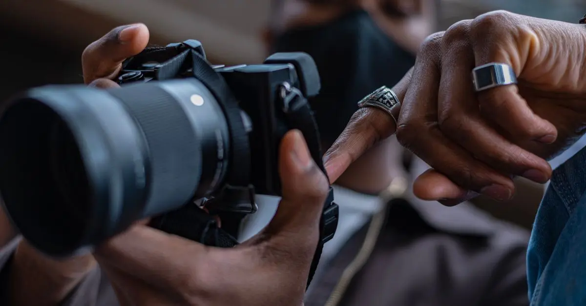 Best Cameras for Travellers - Comprehensive Buying Guide